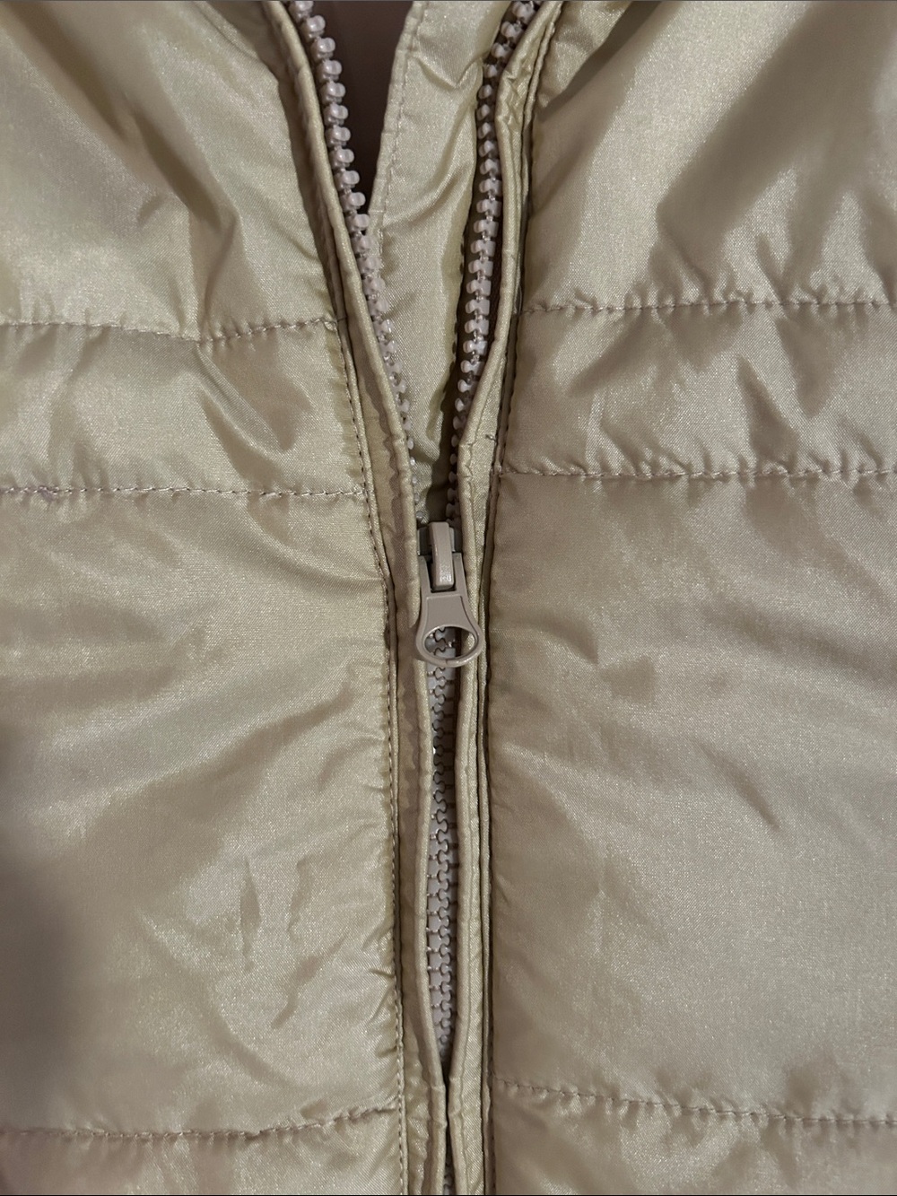 New York & Company Puffer Vest w/ Detachable Hood - Picture 4 of 6